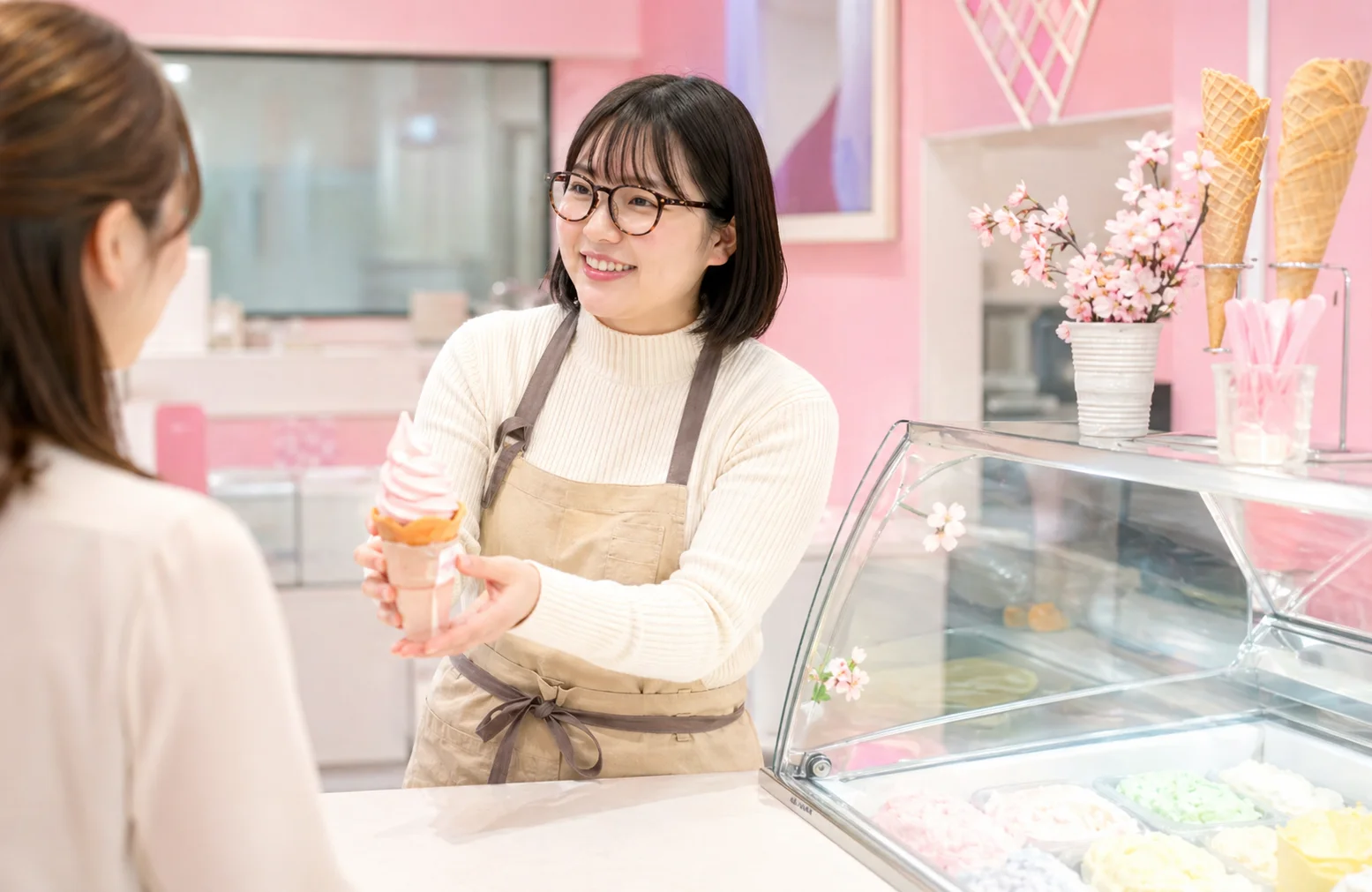アイスクリーム店スタッフ
